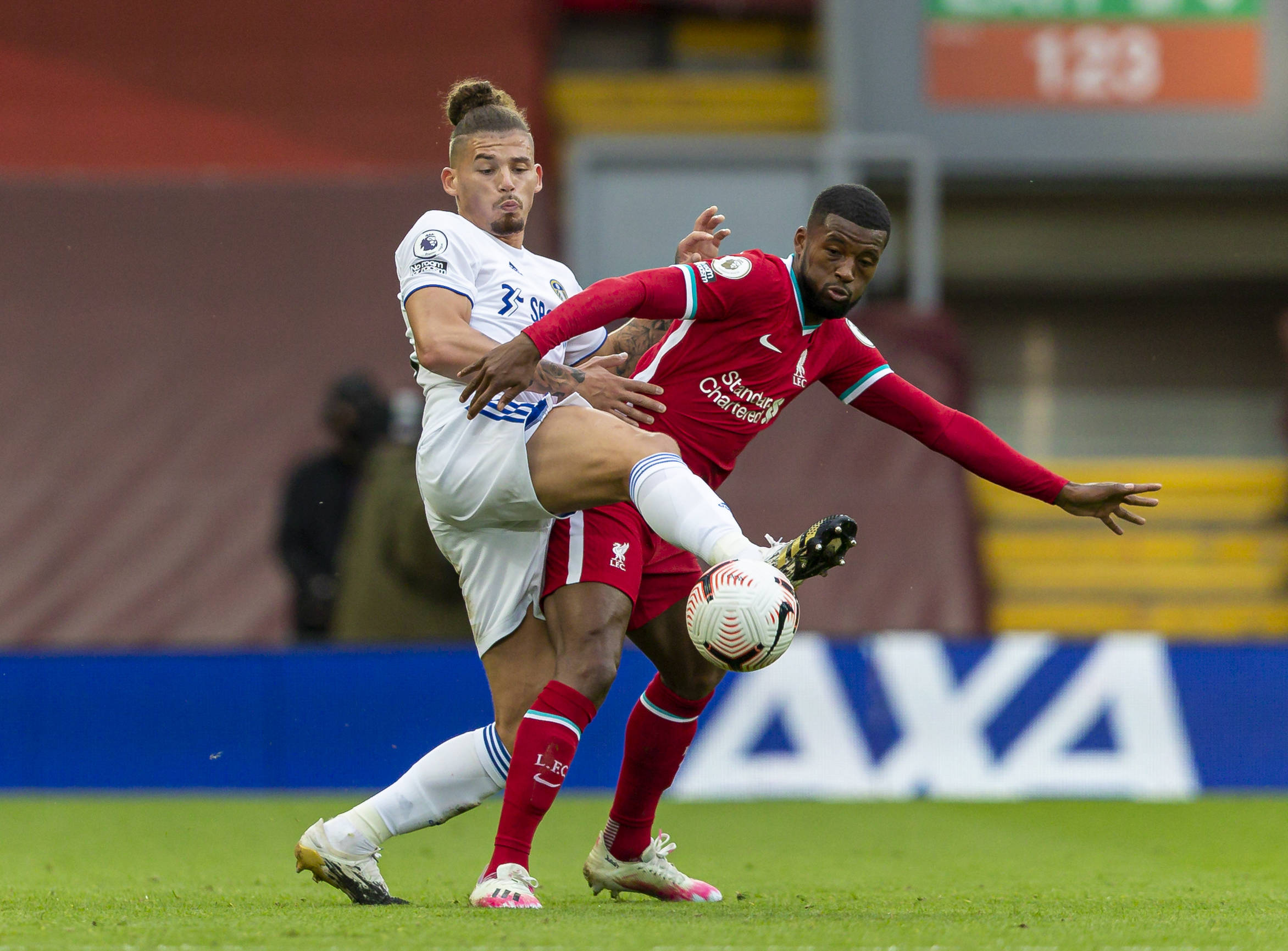 更深深烙印 更深深烙印